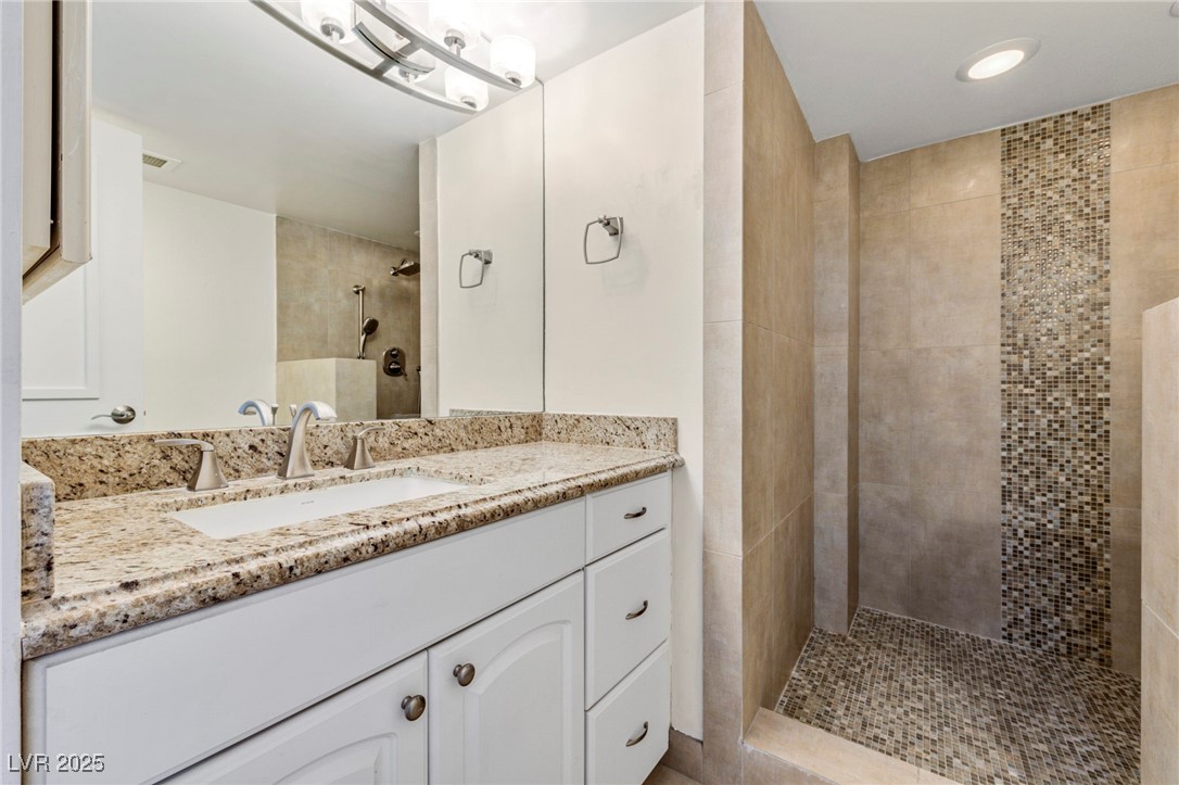 3111 Bel Air Drive 14f Property Photo 19