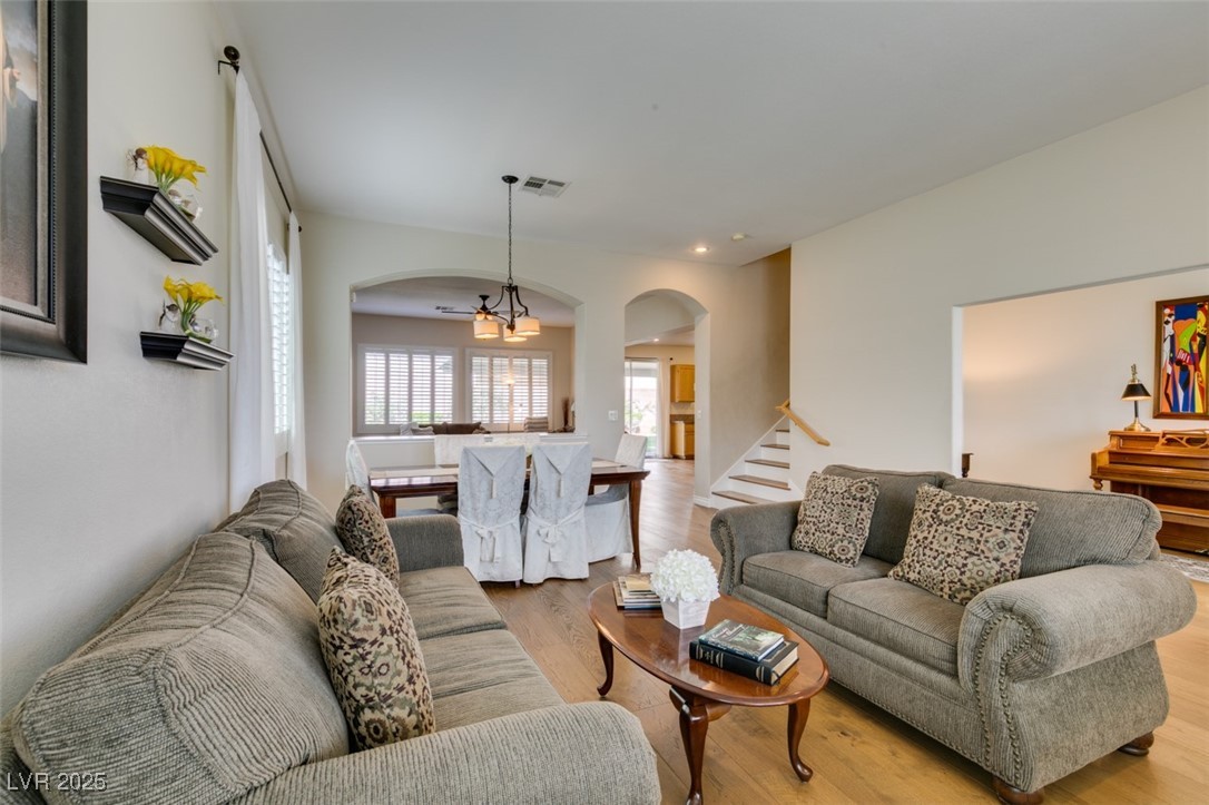 2418 Brockton Way Property Photo 11