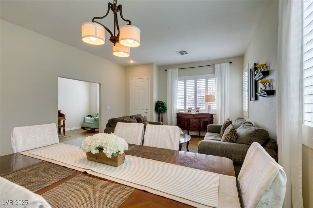 2418 Brockton Way Property Photo 17