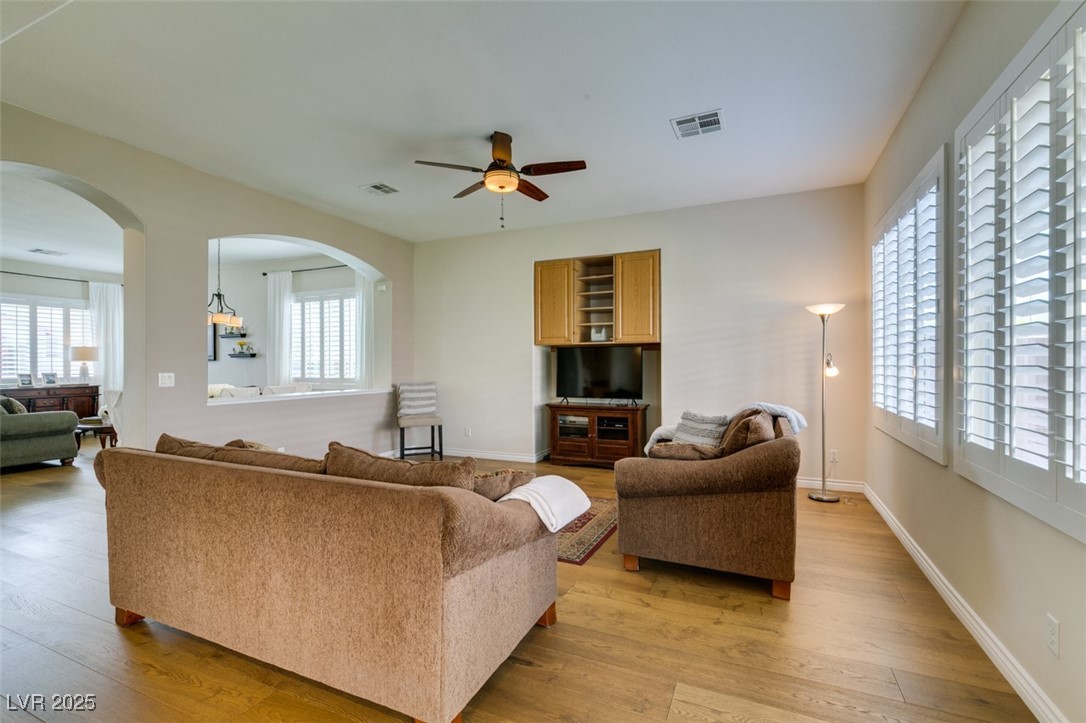 2418 Brockton Way Property Photo 23