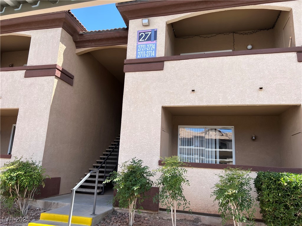 231 West Horizon Ridge Parkway 2722 Property Photo 1