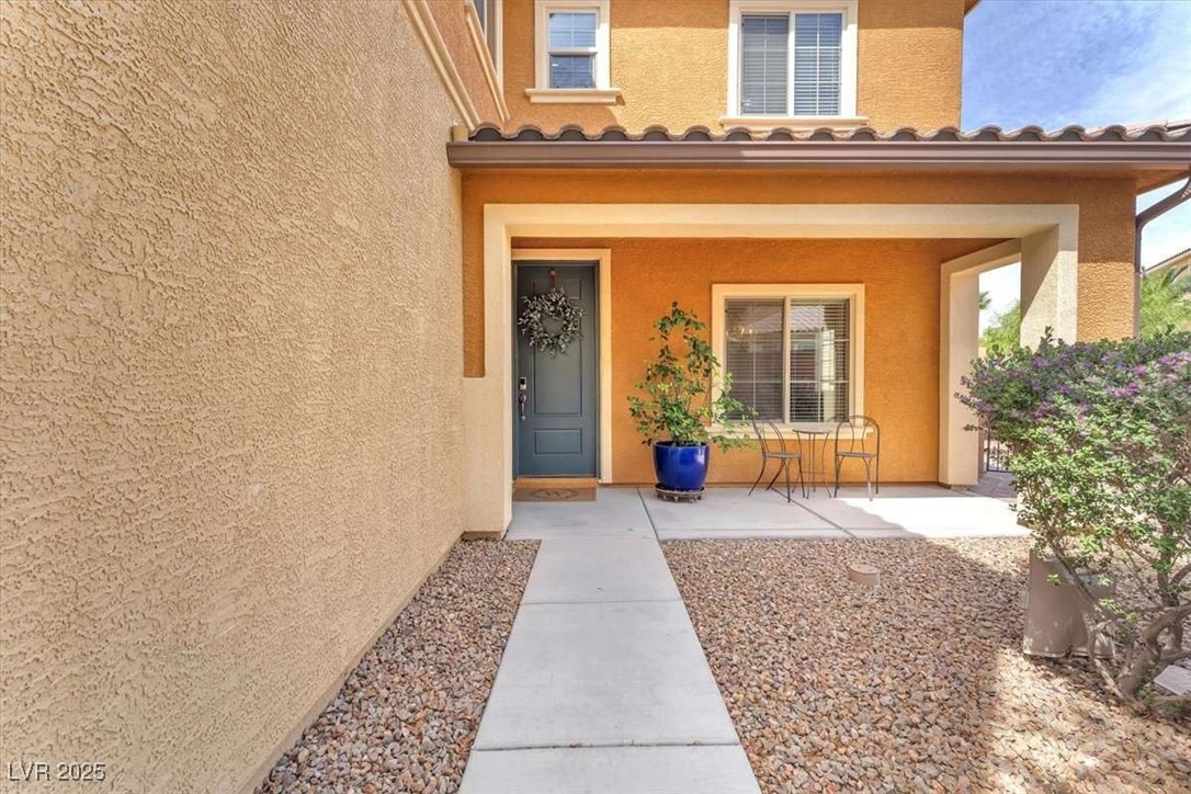 6659 Alder Flower Court Property Photo 4