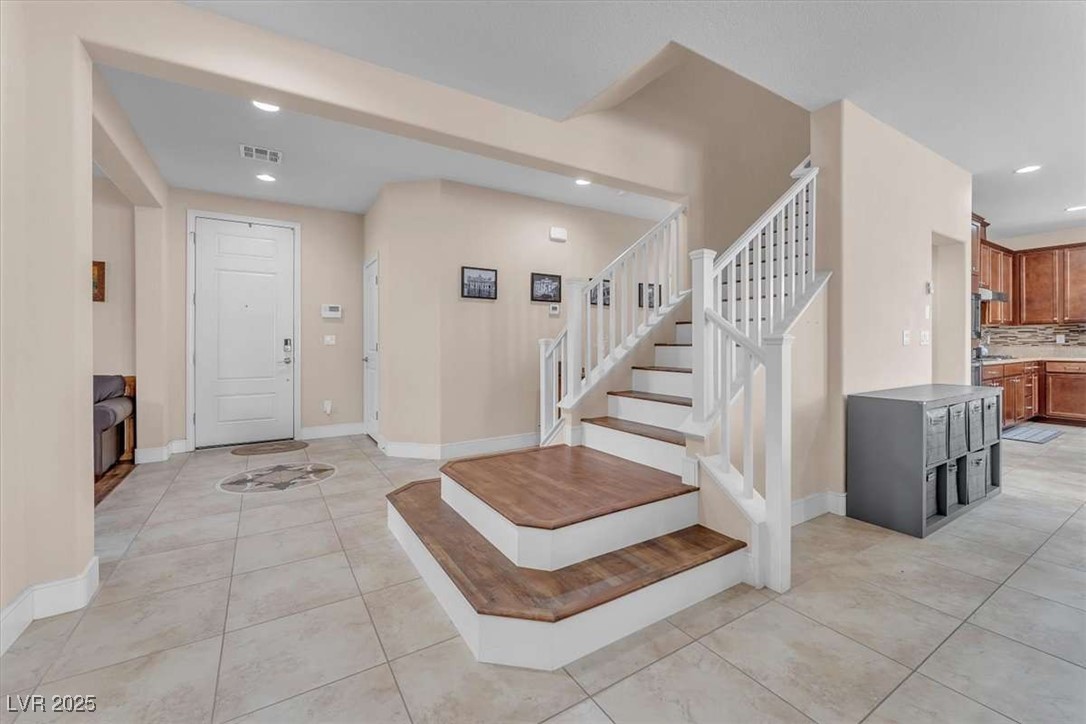 6659 Alder Flower Court Property Photo 7