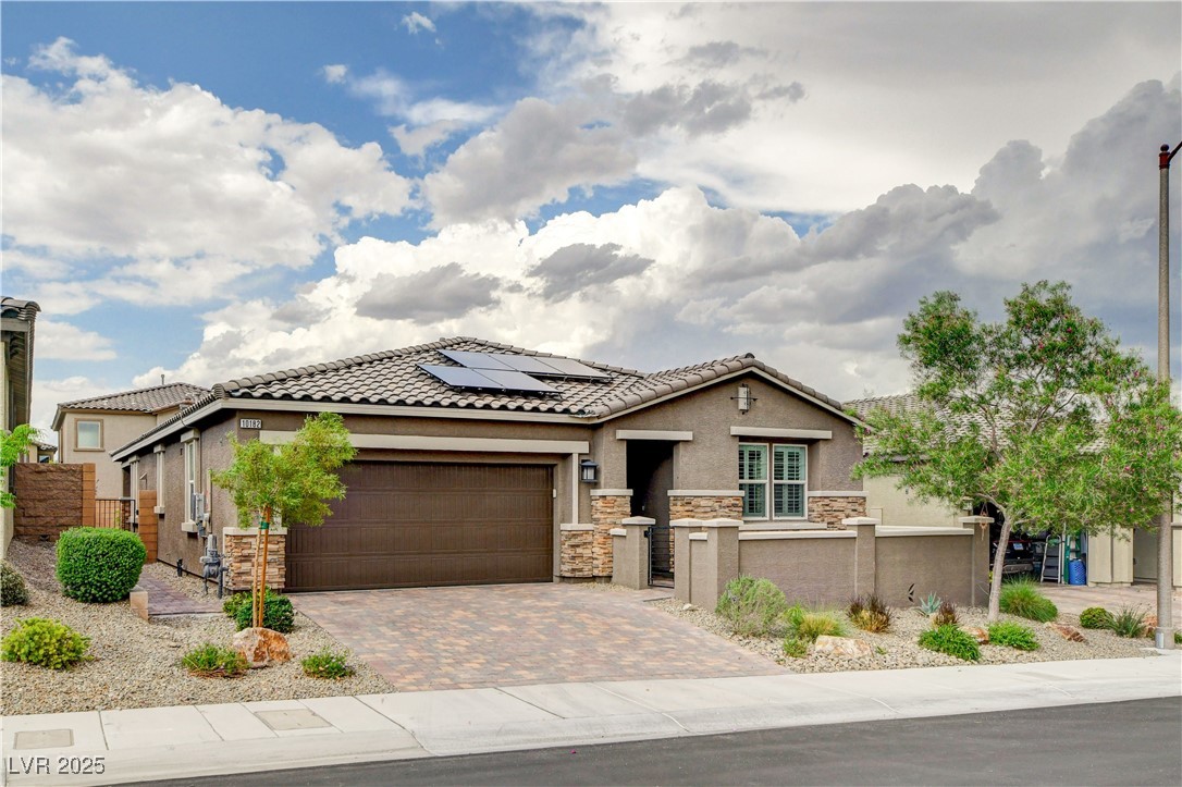 10182 Skye Run Avenue Property Photo 3