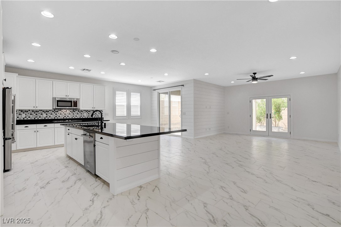 10182 Skye Run Avenue Property Photo 14