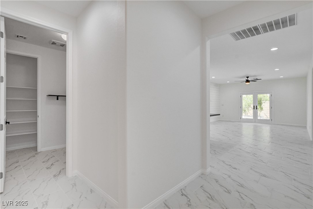 10182 Skye Run Avenue Property Photo 24
