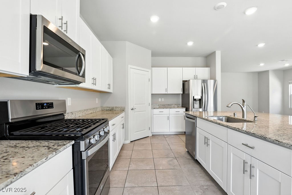 4039 Beech Fern Avenue Property Photo 4