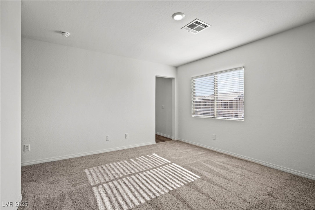 4245 Gold Desert Street Property Photo 7