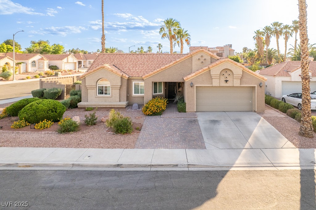 155 Fallon Drive Property Photo 1