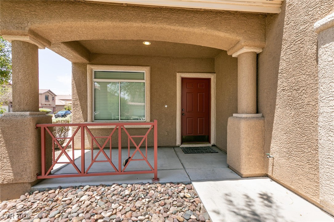 5835 Running Horse Drive Property Photo 3