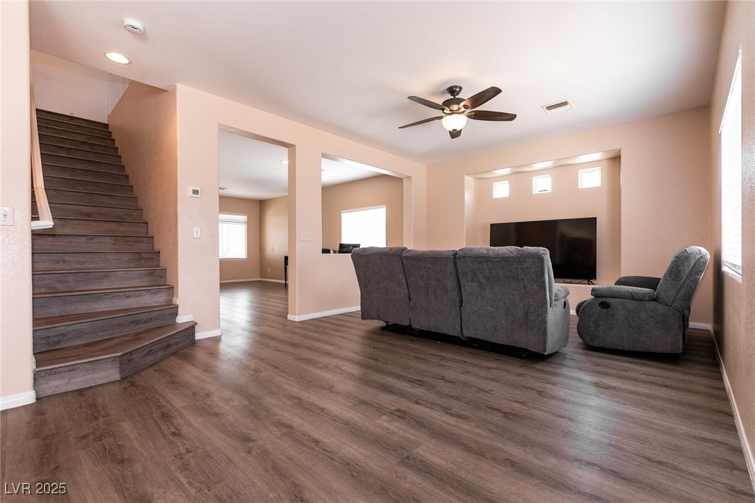 5835 Running Horse Drive Property Photo 6