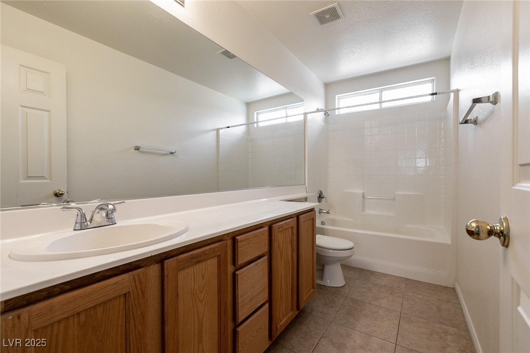 5835 Running Horse Drive Property Photo 22