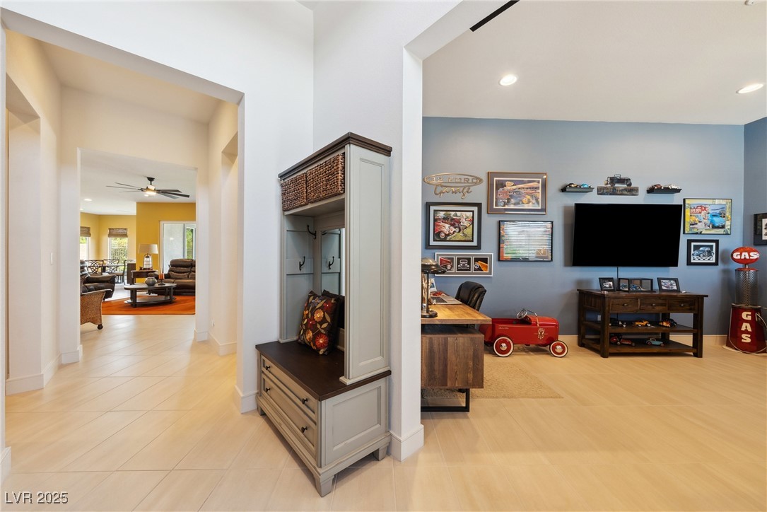 5095 East Long Leaf Court Property Photo 8