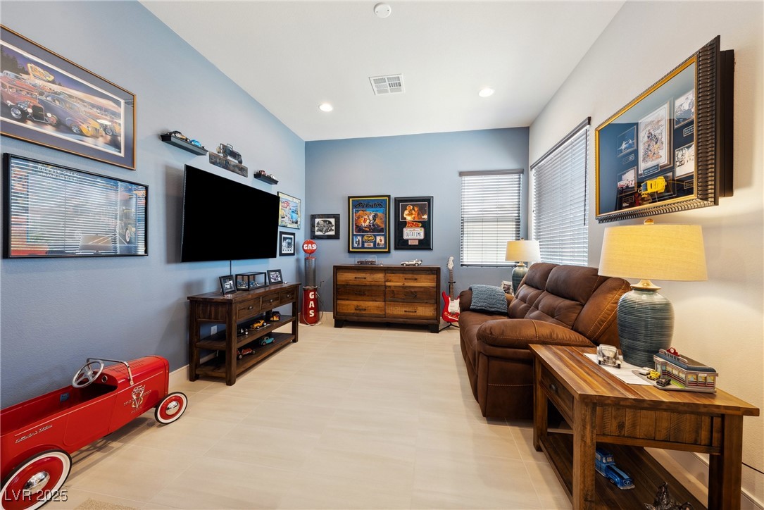 5095 East Long Leaf Court Property Photo 10