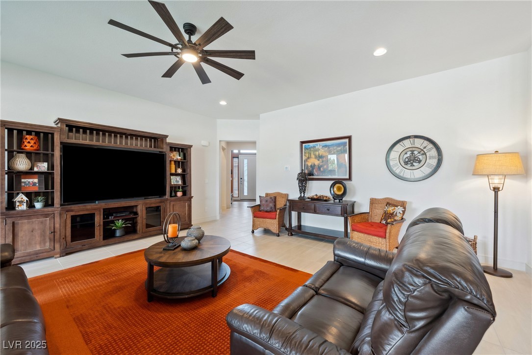 5095 East Long Leaf Court Property Photo 12