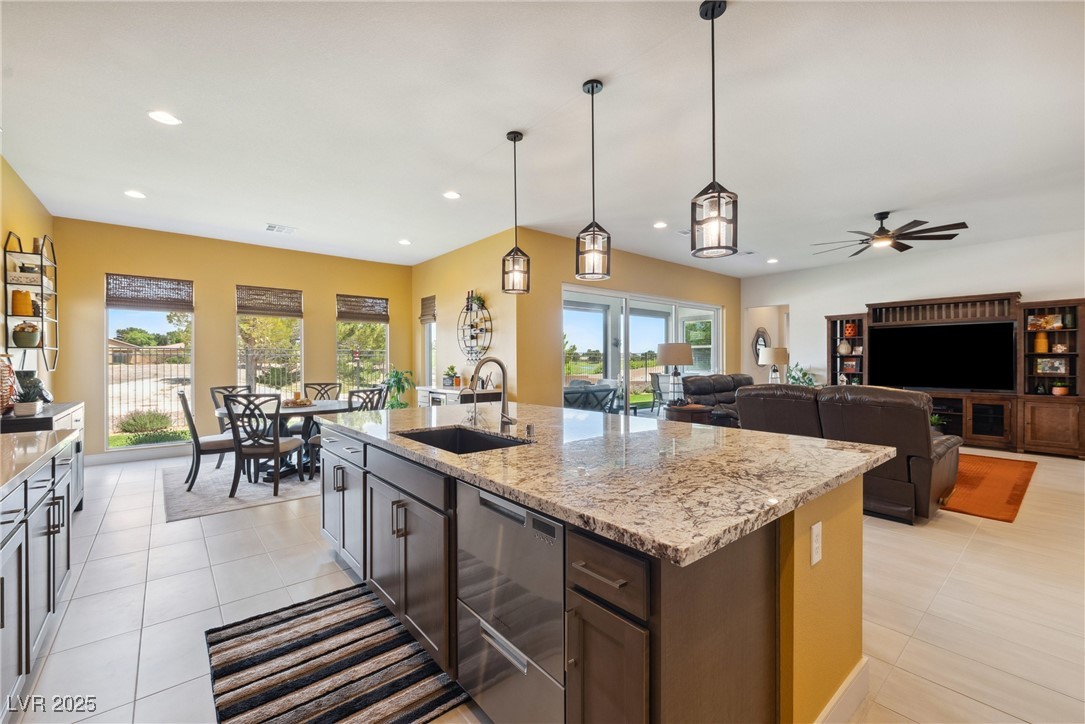 5095 East Long Leaf Court Property Photo 17