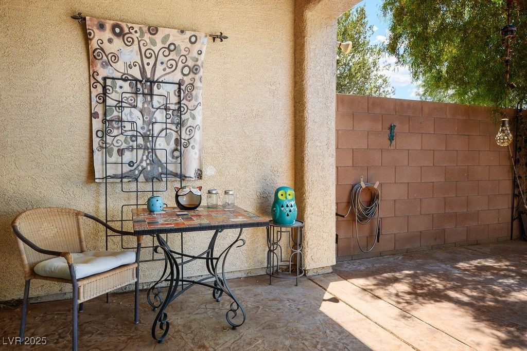 8873 Briar Bay Drive Property Photo 12