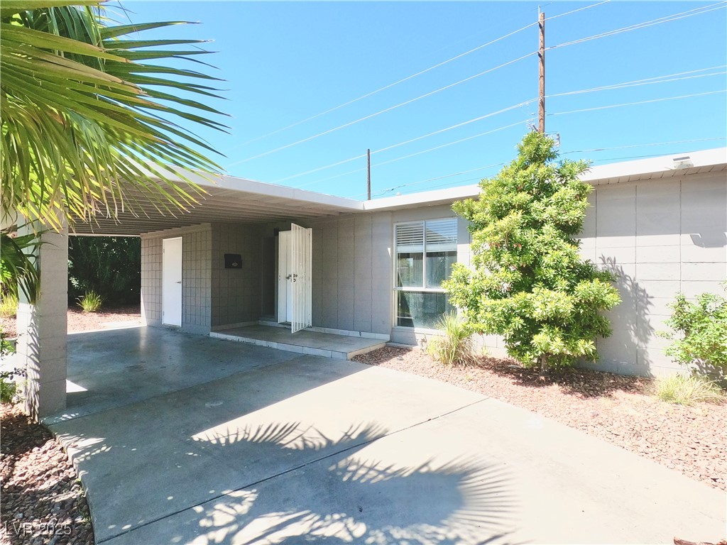 1986 Del Mar Avenue Property Photo 1