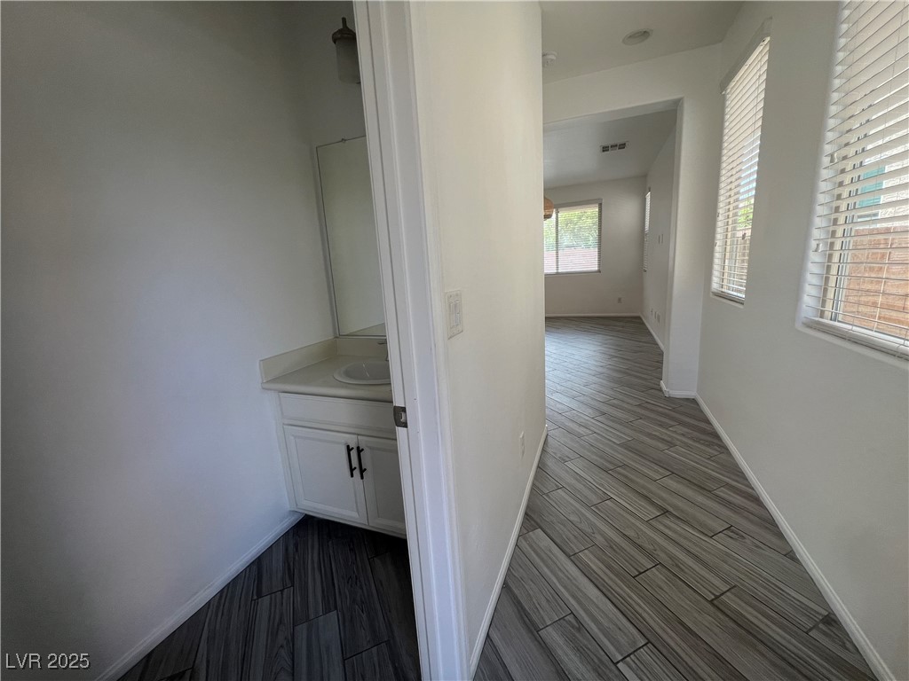 909 Earth Luster Road Property Photo 5