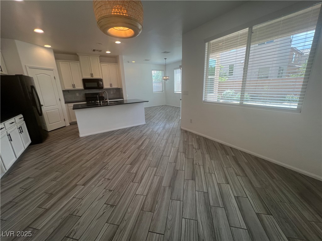 909 Earth Luster Road Property Photo 8