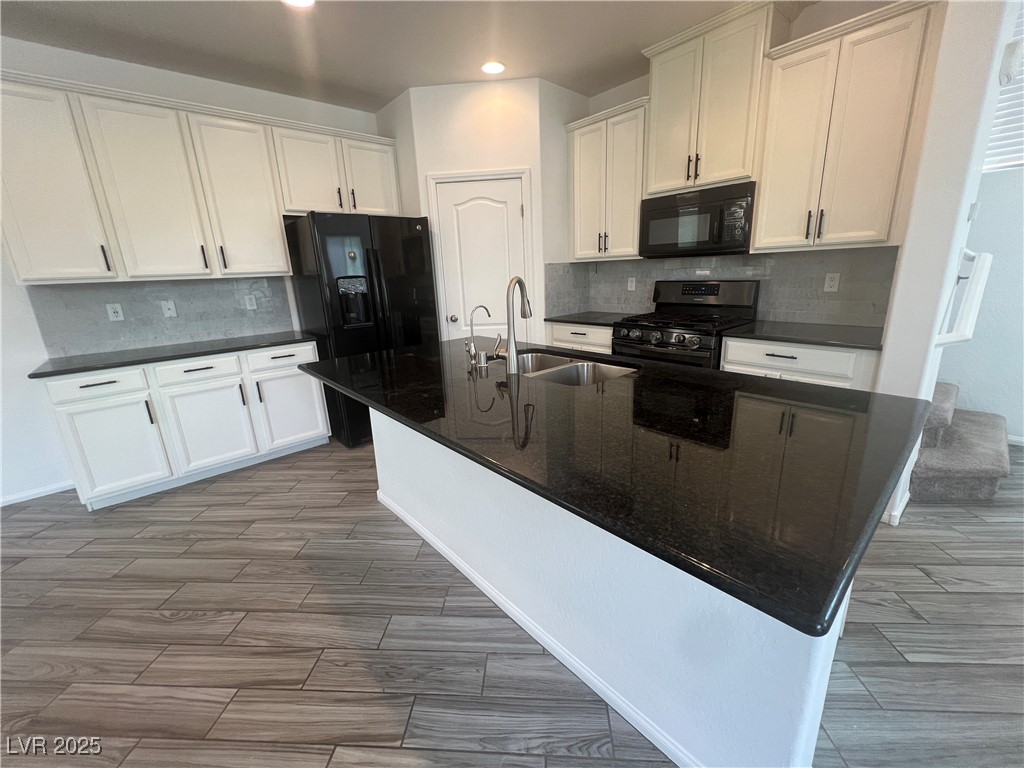 909 Earth Luster Road Property Photo 15