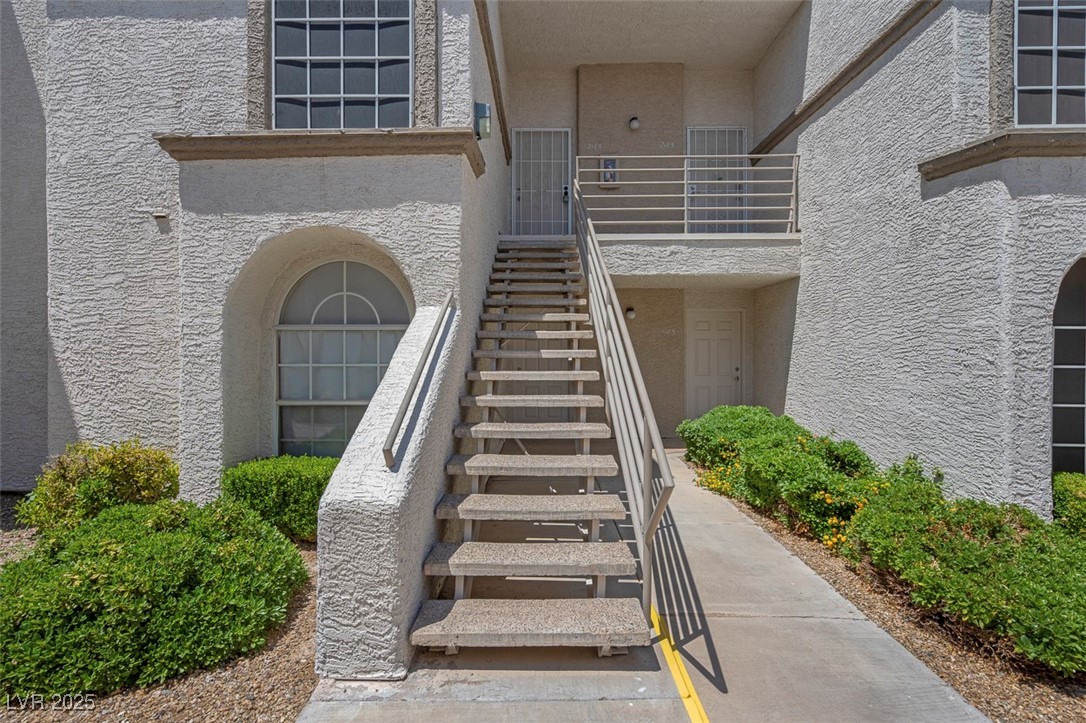 3150 Soft Breezes Drive 2186 Property Photo 4