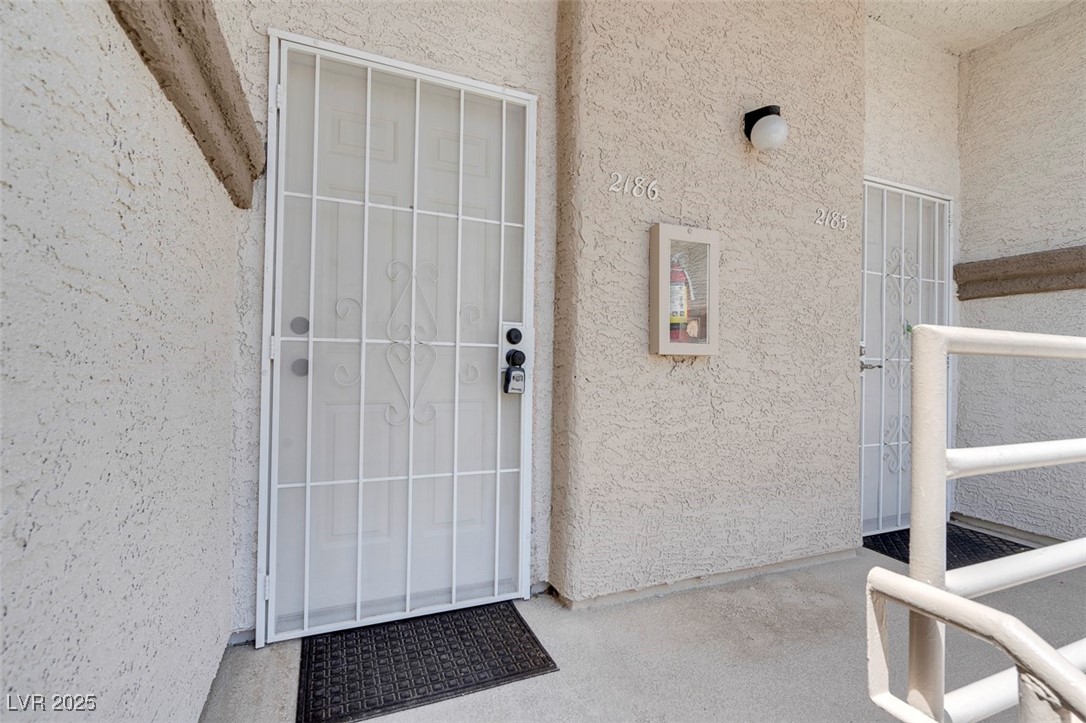3150 Soft Breezes Drive 2186 Property Photo 5