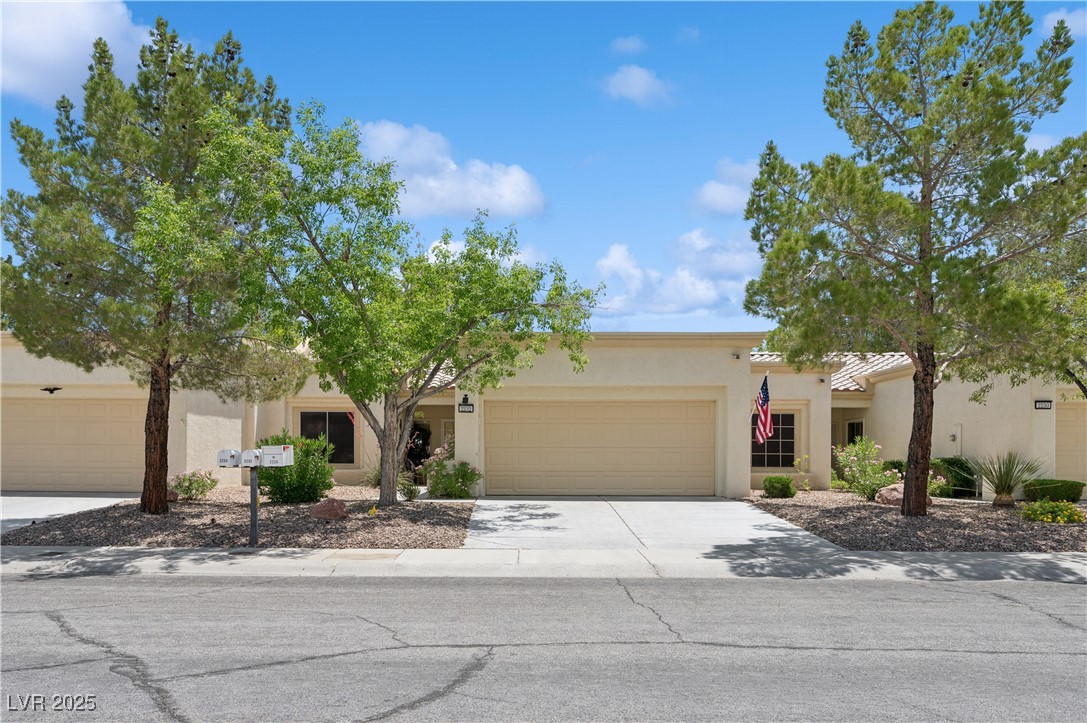2690458 Property Photo 1