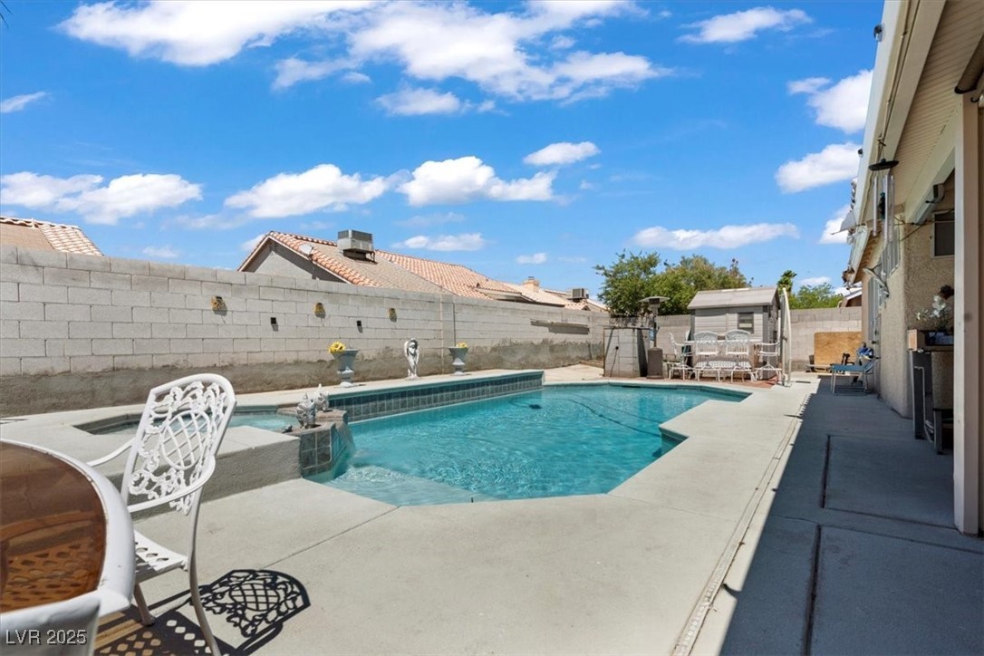 6292 Belgium Drive Property Photo 11