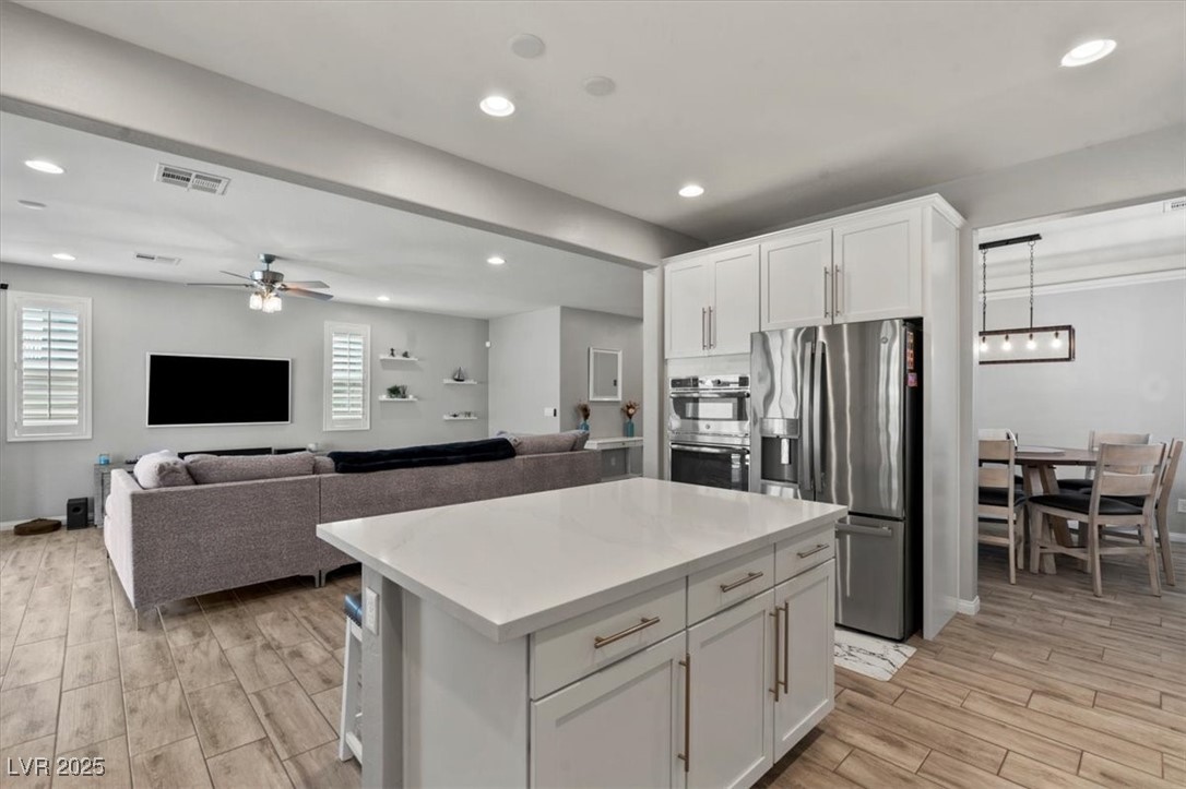 7456 Tinley Creek Avenue Property Photo 4