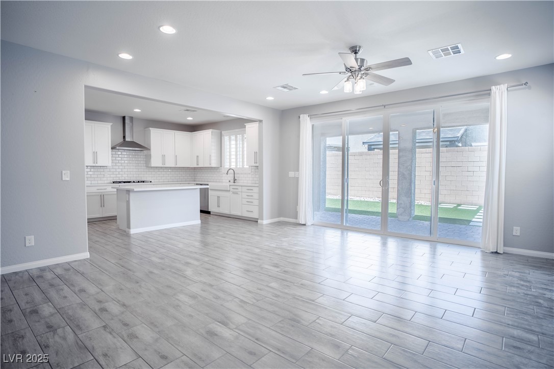 7456 Tinley Creek Avenue Property Photo 11