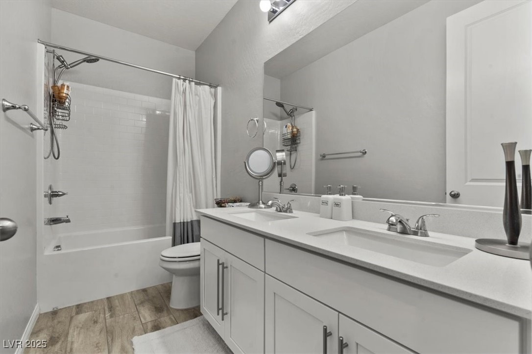 7456 Tinley Creek Avenue Property Photo 32