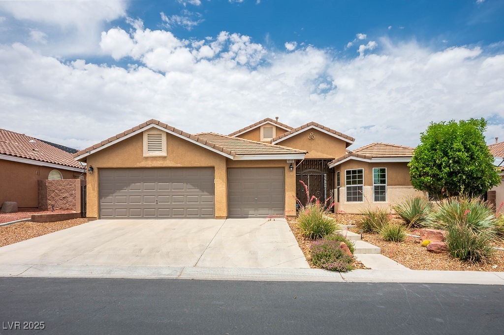 8340 Jeremiahs Lodge Avenue Property Photo 14