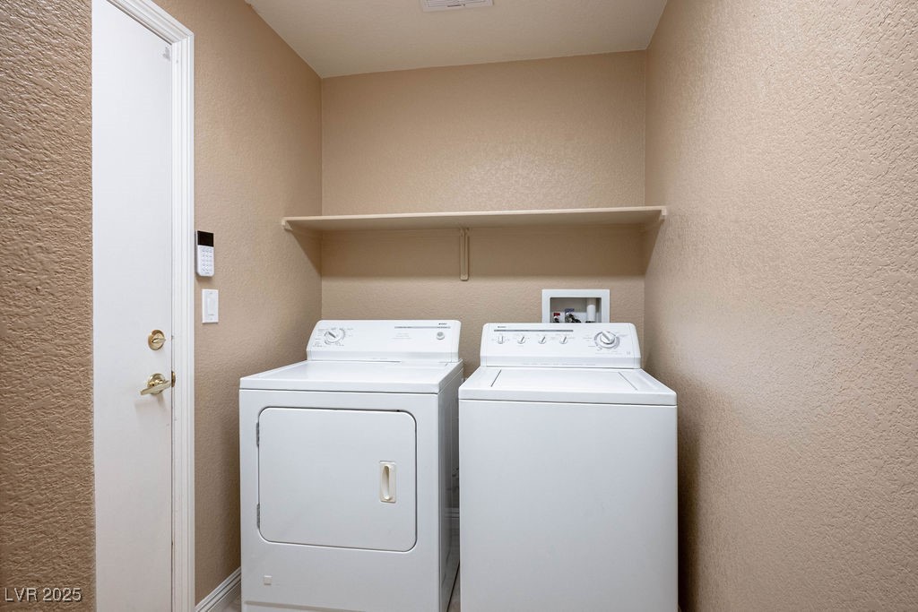 8340 Jeremiahs Lodge Avenue Property Photo 21