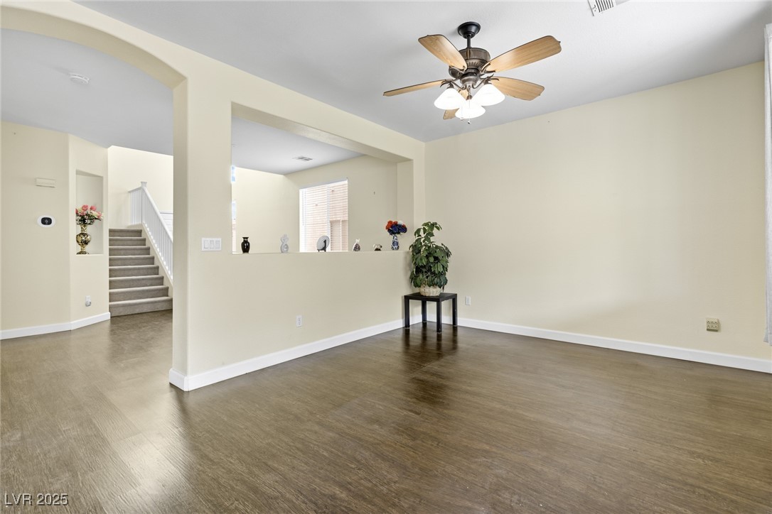 8221 Stoneheather Court Property Photo 6