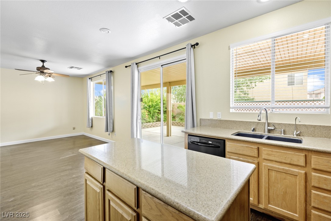 8221 Stoneheather Court Property Photo 11