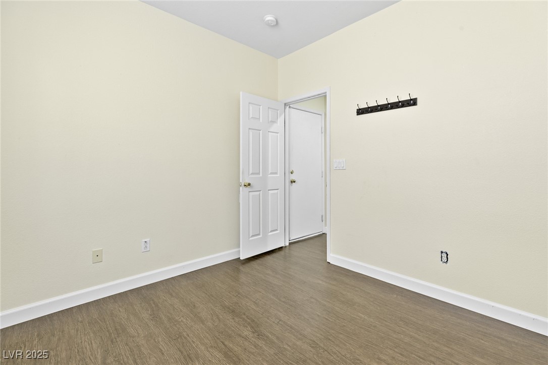 8221 Stoneheather Court Property Photo 16