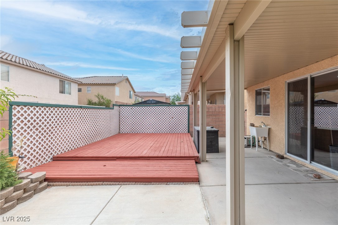 8221 Stoneheather Court Property Photo 33