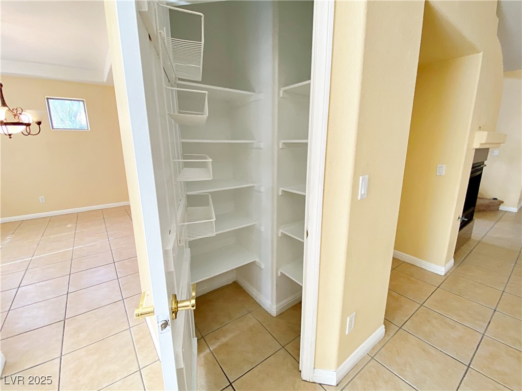 9057 Spinning Wheel Avenue Property Photo 16