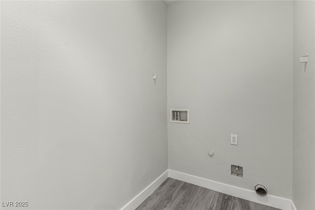 4028 Spring Line Street Property Photo 29