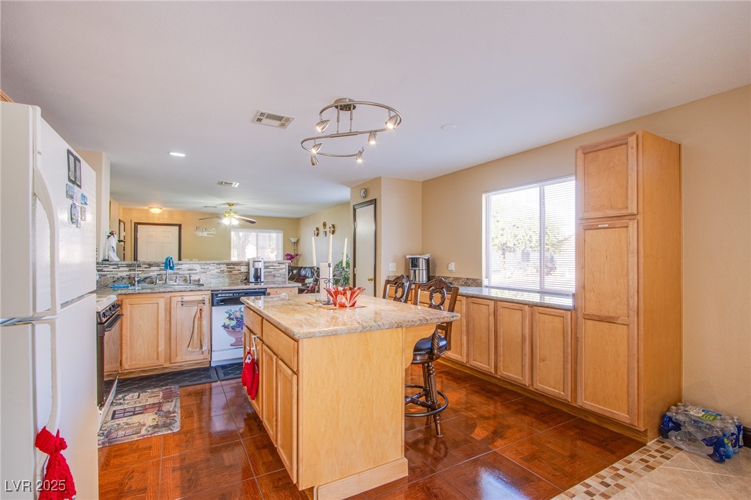 7801 Olympus Avenue Property Photo 12