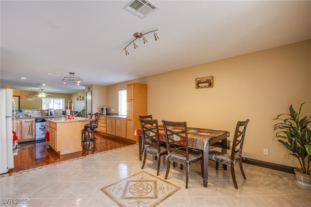 7801 Olympus Avenue Property Photo 15
