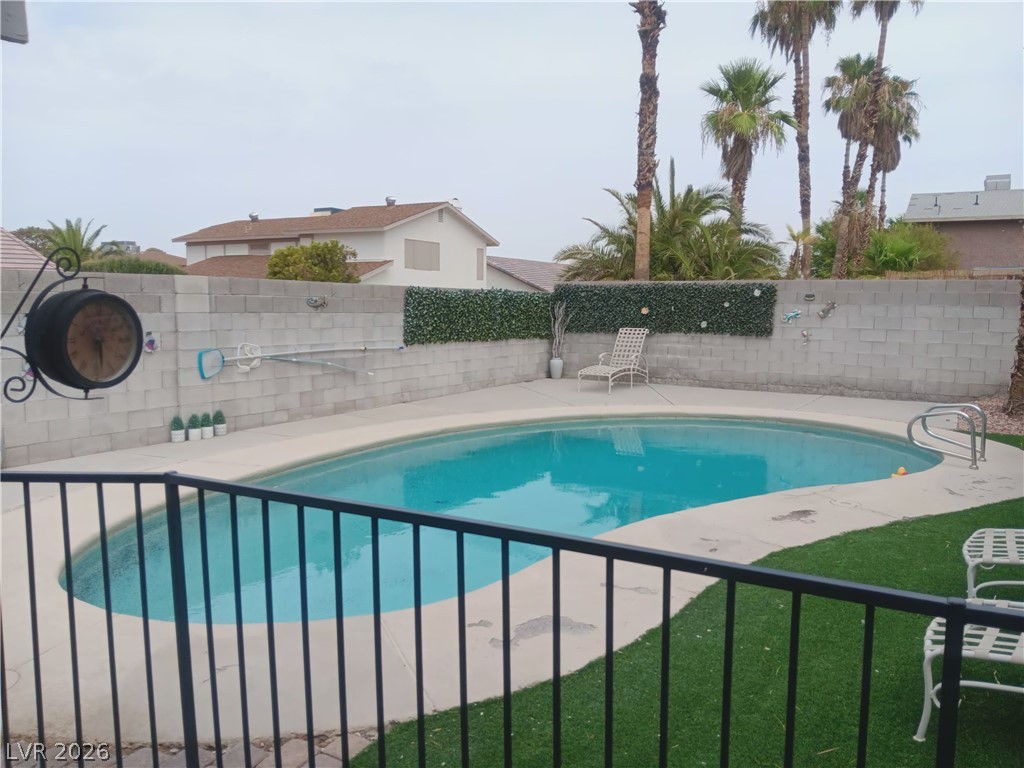 2690597 Property Photo 18
