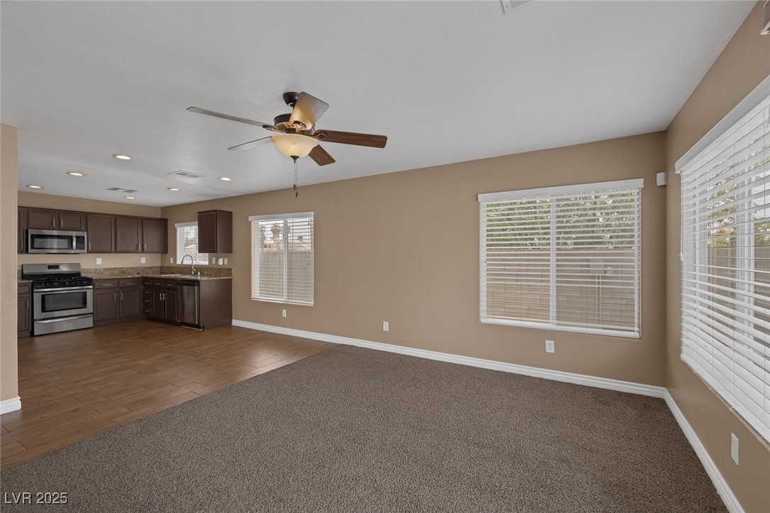 5816 Glory Canyon Way Property Photo 14