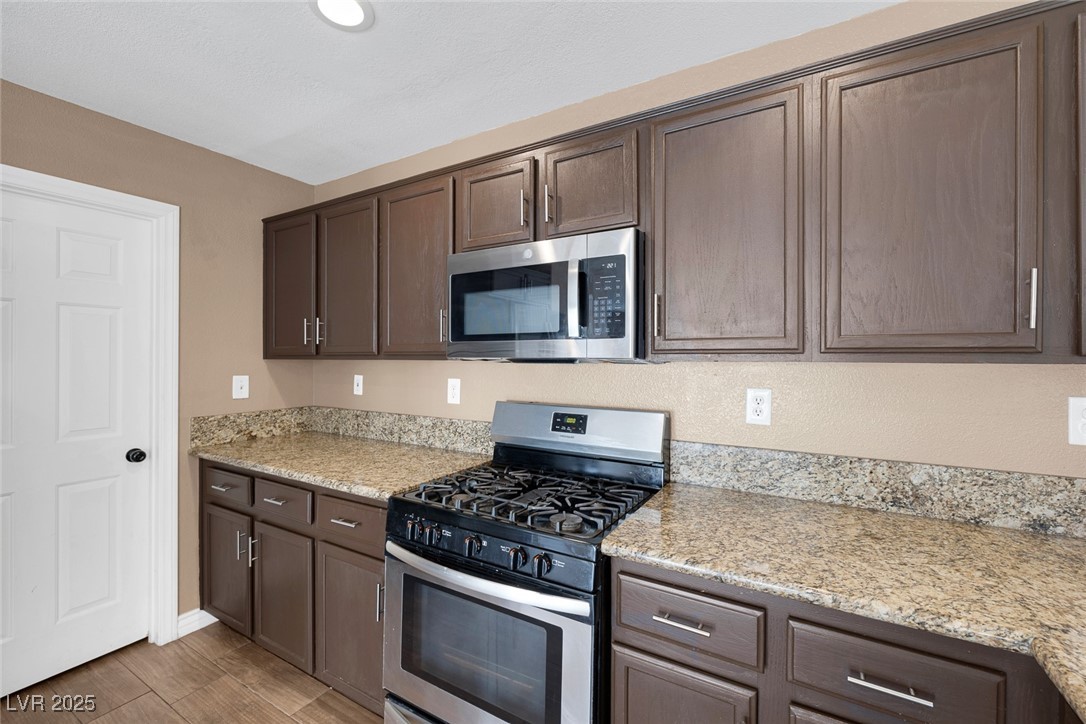 5816 Glory Canyon Way Property Photo 19