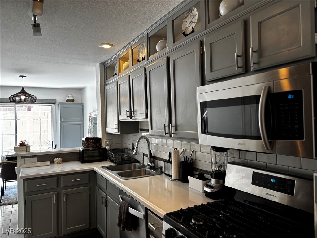 682 Corte Madera Avenue Property Photo 8