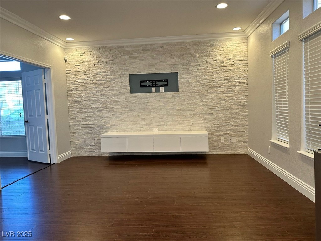 8931 Lansberry Court Property Photo 6
