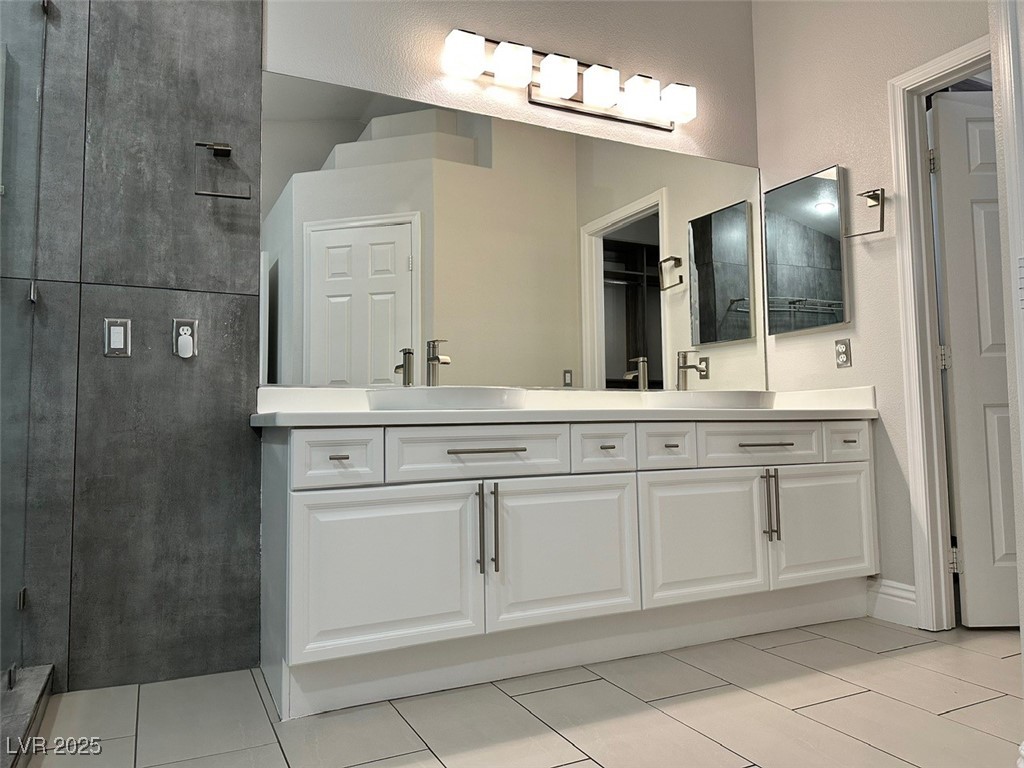 8931 Lansberry Court Property Photo 14