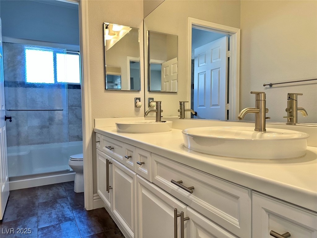 8931 Lansberry Court Property Photo 18