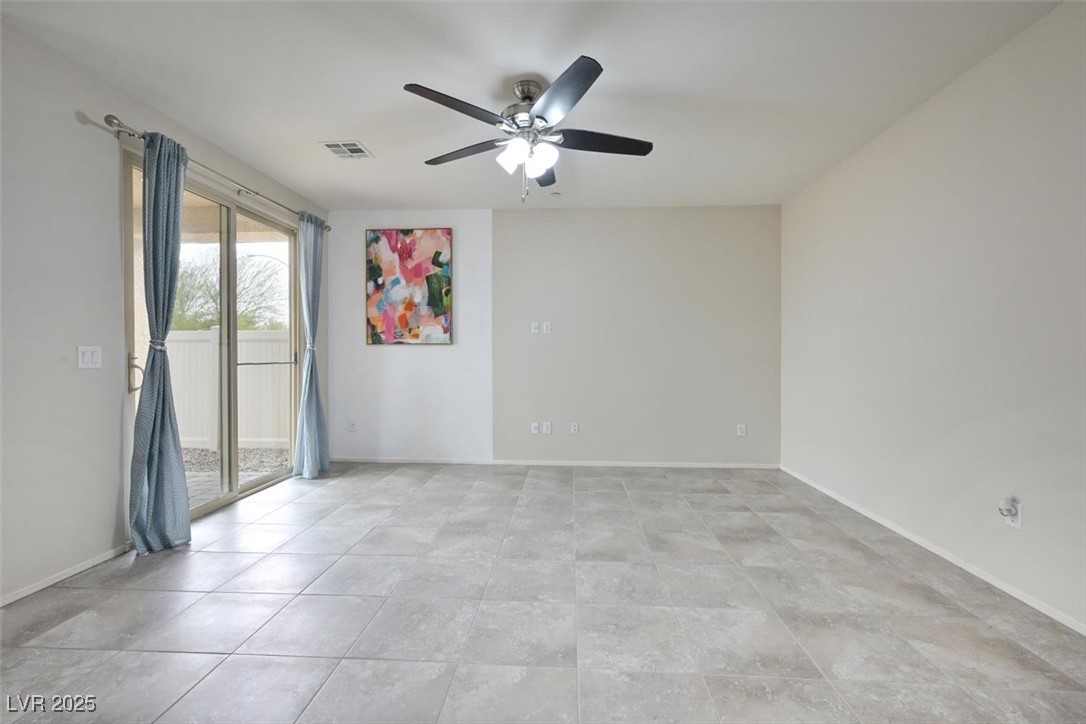 6110 Scarlet Leaf Street Property Photo 3